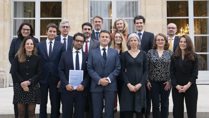 Commission d'experts sur l'impact de l'exposition des jeunes aux écrans